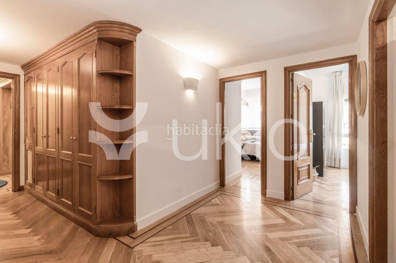 Foto 2ef98b74-7b5f-455a-8352-9ddc92ea24e6. Rent apartment with heating in Castillejos-Cuzco Madrid