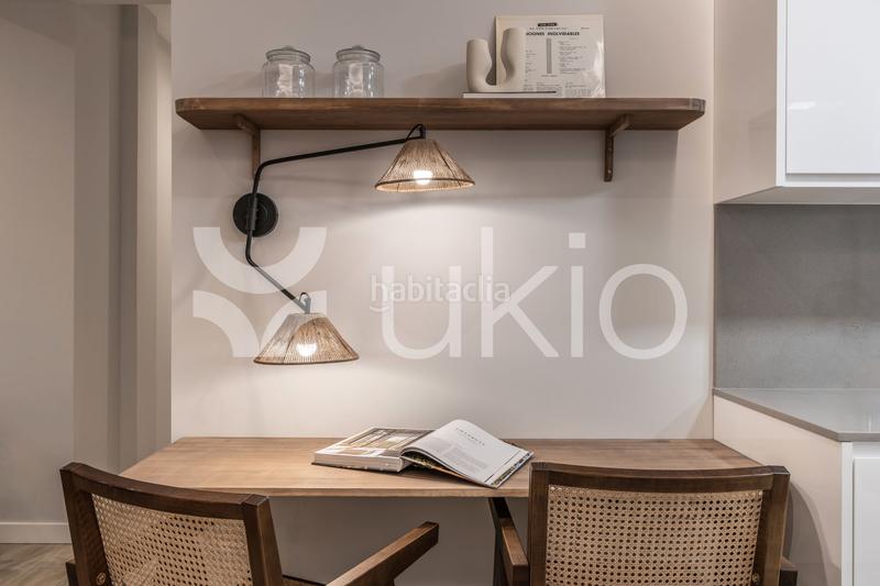 Foto 32d07940-f8e8-402d-b38d-840fe069e1eb. Alquiler apartamento  de 3 dormitorios con terraza en Almagro en Madrid