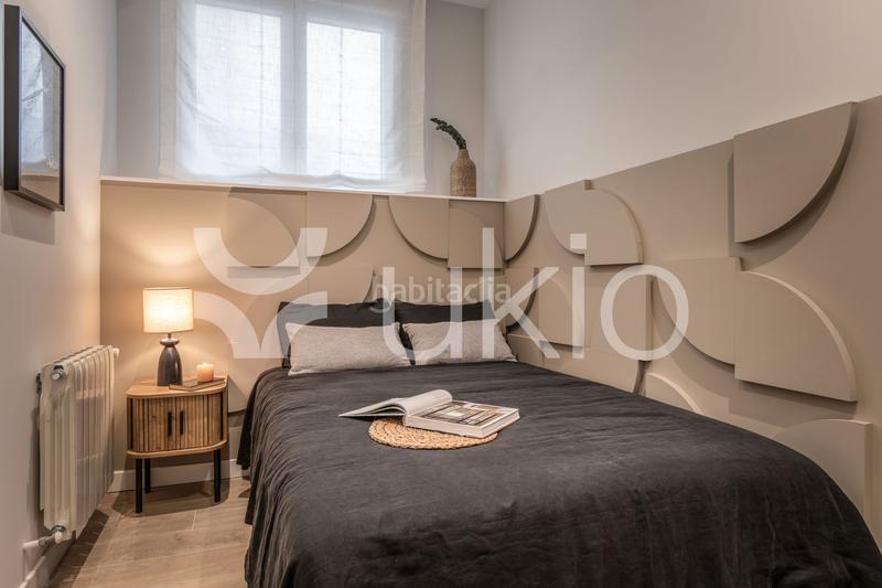 Foto 751bc697-dd4f-4ce0-84b7-9eec8ccb08eb. Alquiler apartamento  de 3 dormitorios con terraza en Almagro en Madrid