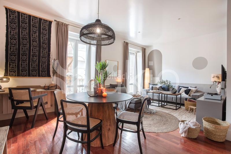 Foto 031fe6ec-232d-4c27-b513-ea5bd6bd75bf. Alquiler apartamento  de 2 dormitorios en Almagro en Madrid