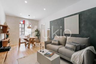 Location Appartement  Carrer de la diputació. Apartmento de 2 habitaciones en eixample esquerda