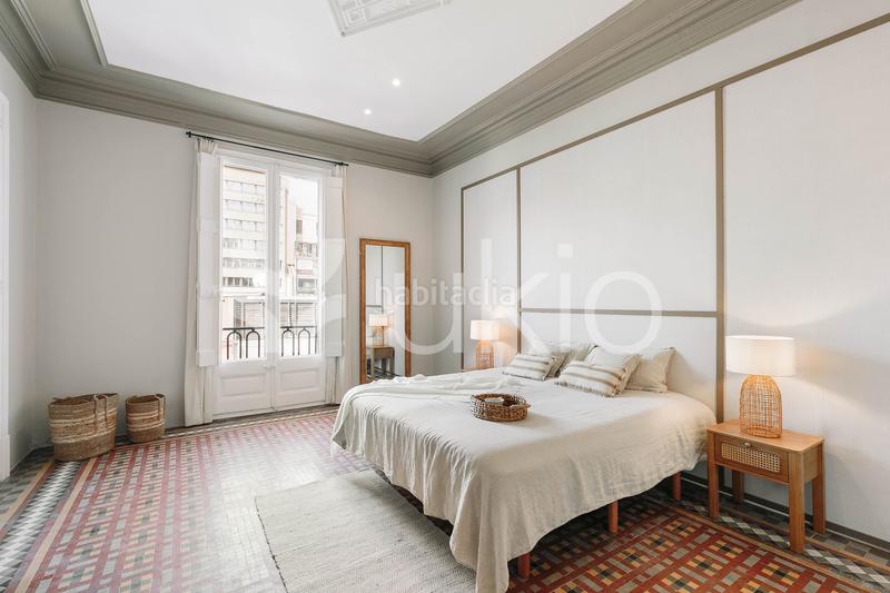 Foto dc5a0c74-4c73-4ab3-8561-c077cab58357. Alquiler apartamento  de 2 dormitorios con oficina en eixample dreta en Barcelona