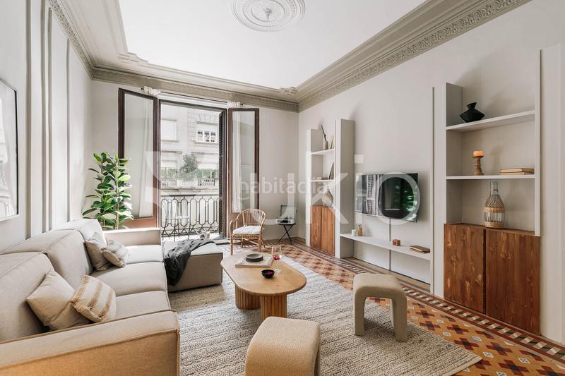 Foto e2f94fa9-02cf-4aa5-9e09-0089dc1f8799. Alquiler apartamento  de 2 dormitorios con oficina en eixample dreta en Barcelona