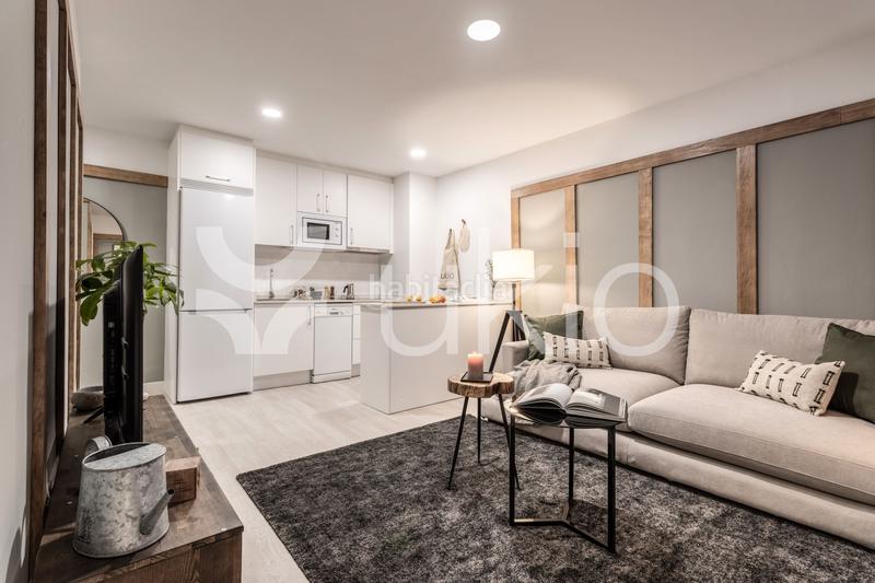 Foto 6e71d04e-eee6-43b8-9a1c-ace96e420556. Alquiler apartamento  de 1 dormitorio con piscina compartida en Trafalgar en Madrid