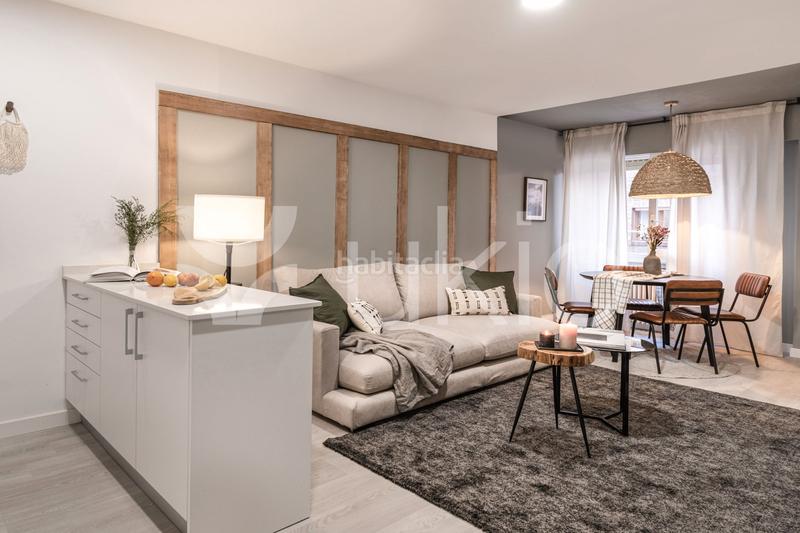Foto 90f332cc-459d-4924-88a9-a3b749201441. Alquiler apartamento  de 1 dormitorio con piscina compartida en Trafalgar en Madrid