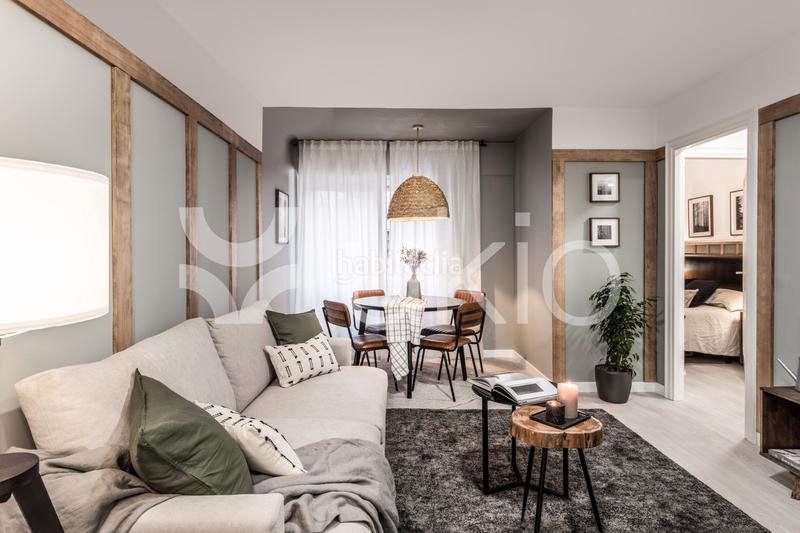 Foto b8b493c8-5295-446a-bbee-6f8649a6b26b. Alquiler apartamento  de 1 dormitorio con piscina compartida en Trafalgar en Madrid