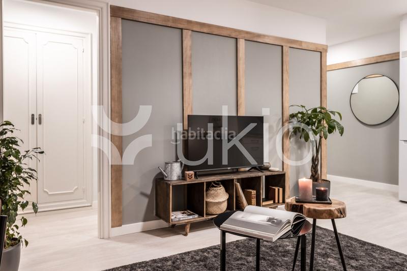 Foto d6e827c2-e61b-44de-8ecd-e0660bb09c3e. Alquiler apartamento  de 1 dormitorio con piscina compartida en Trafalgar en Madrid