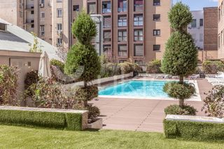 Affitto Piccolo appartamento  Calle de juan bravo. Apartamento 1 dormitorio con terraza y piscina en goya