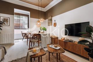 Alquiler Apartamento  Passeig de sant joan. Apartamento 3 dormitorios en gràcia