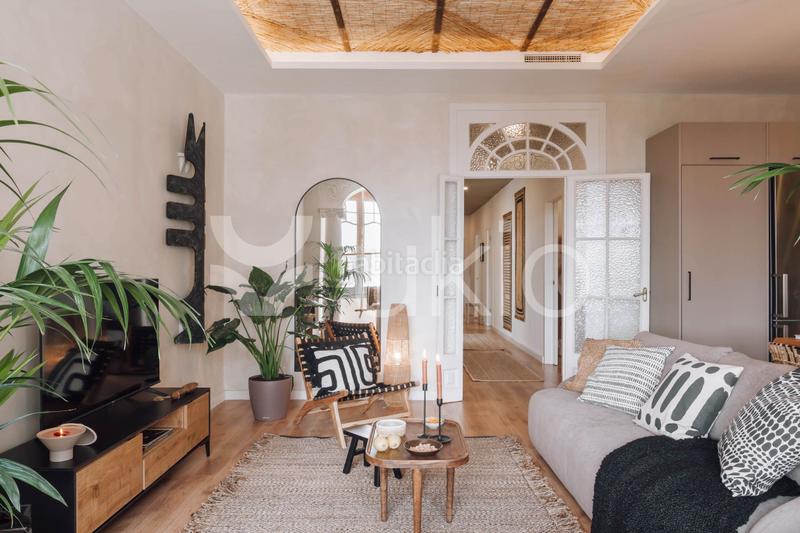 Foto eef38de2-449c-4fae-96f0-0d320a6e4857. Alquiler apartamento  de 2 dormitorios con despacho en eixample esquerra en Barcelona