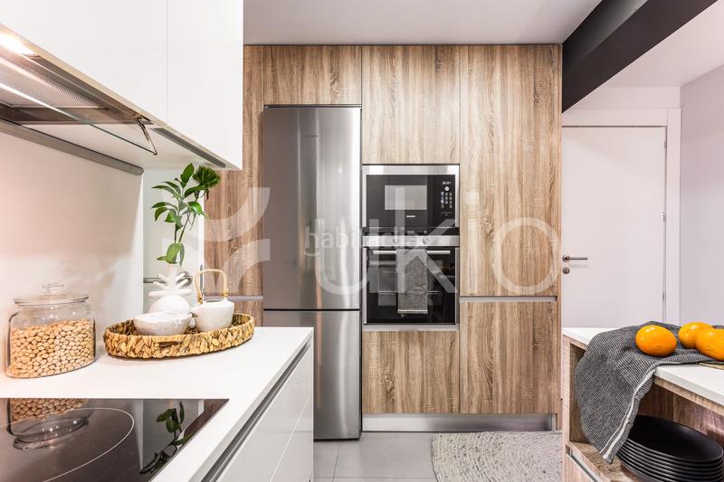 Foto 19f4667c-4bd5-4cee-8f80-34c60fcd7bce. Alquiler apartamento  de 3 dormitorios en Almagro en Madrid