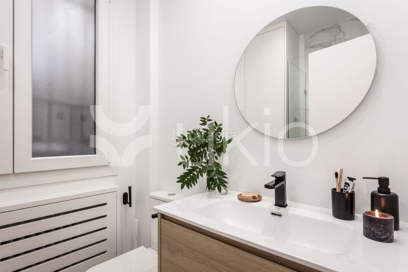 Foto f59937bf-a6a0-4ff8-b734-7463c9378a86. Alquiler piso apartamento 2 dormitorios en Goya en Madrid