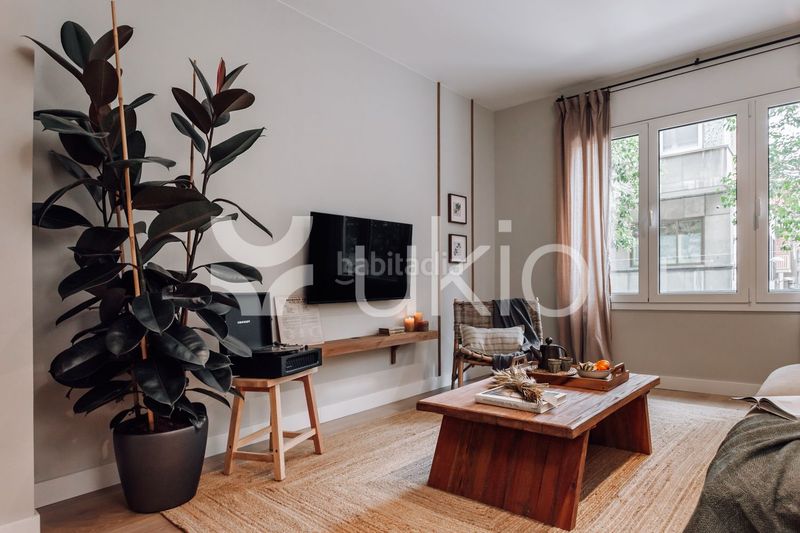 Foto 4b7acc3b-366f-444b-bb54-80801b2a219e. Rent apartment with heating in Putget - Farró Barcelona