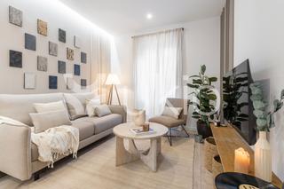 Lloguer Apartament  Calle del cardenal cisneros. Apartamento de 2 dormitorios en arapiles