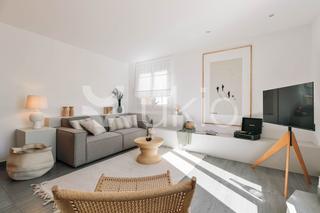 Lloguer Estudi  Carrer gran de gràcia. Estudio con terraza en gràcia