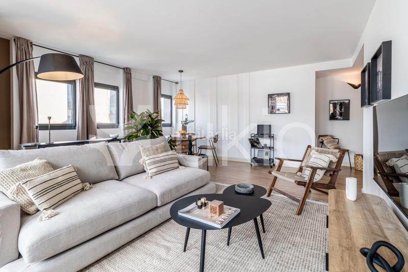 Foto 583855d3-11e9-497f-8784-aae00a9dafa0. Alquiler piso apartamento de 3 dormitorios en chueca en Madrid