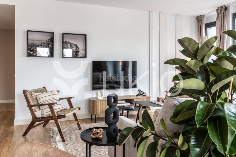 Foto 8aa169b8-f82c-47cf-81ca-c01a5e3261af. Alquiler piso apartamento de 3 dormitorios en chueca en Madrid