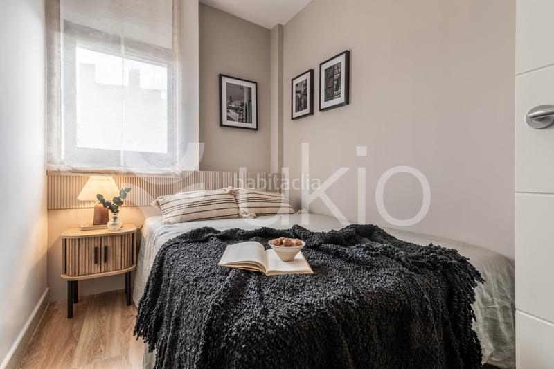 Foto e30777d8-093e-44a7-885f-0c2bb20c5229. Alquiler piso apartamento de 3 dormitorios en chueca en Madrid