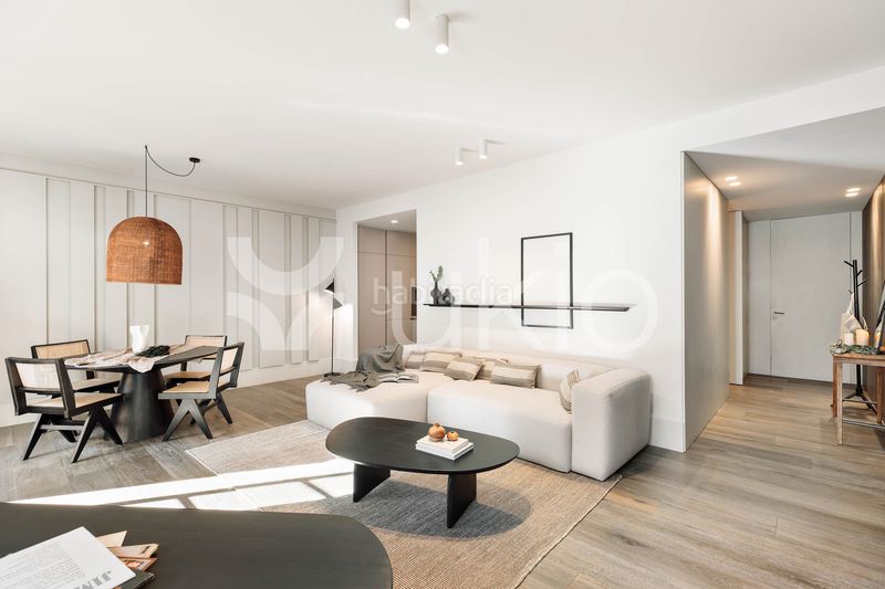 Foto 56ad5a24-aea6-440c-8ed6-4b15fff3f977. Lloguer apartament amb calefacció aparcament a St. Pere - Sta. Caterina - El Born Barcelona