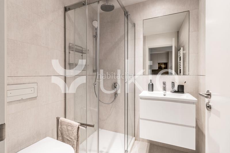 Foto 1a9c6725-cb9c-4924-802d-c1a76c443be3. Miete appartement mit heizung pool in Universidad-Malasaña Madrid