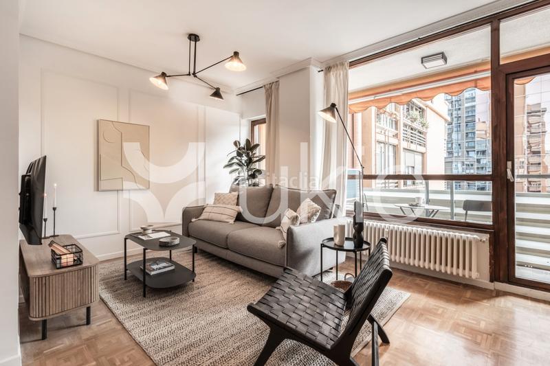 Foto 02f57c2b-fc1c-4262-8831-a29ea54b2845. Miete appartement mit heizung in Cuatro Caminos - Azca Madrid