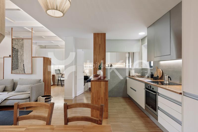 Foto a0e4727e-368a-41bc-a8ea-f0068568ab7b. Lloguer apartament amb calefacció a Sagrada Família Barcelona