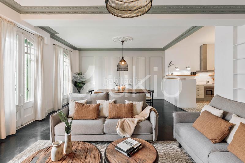 Foto 376cc881-7794-495d-938f-902a7ba5644b. Alquiler apartamento  de 2 habitaciones y oficina en gràcia en Barcelona