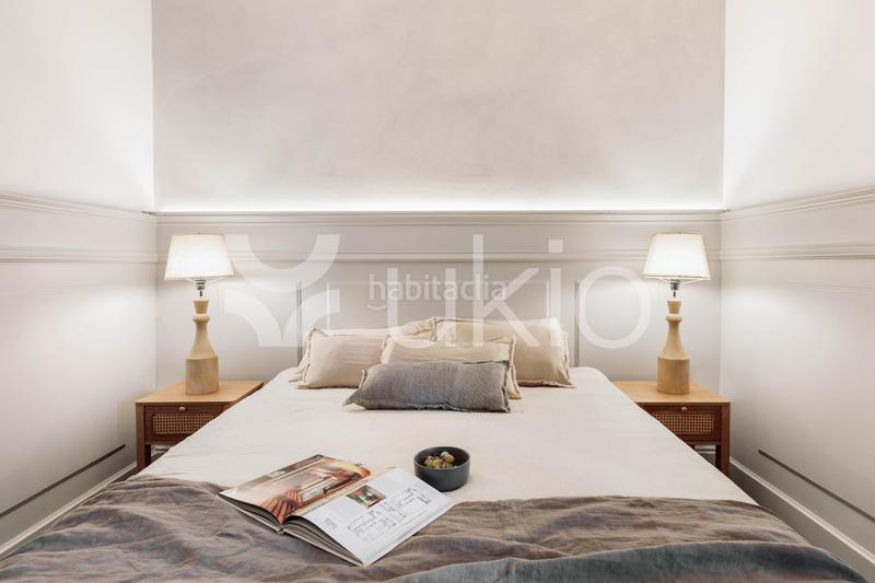 Foto 96ee40a2-af8e-4188-80b7-95d7ee3b6c9a. Alquiler apartamento  de 2 habitaciones y oficina en gràcia en Barcelona