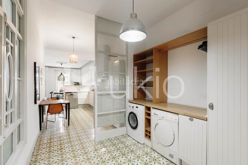 Foto 1959fcae-38b3-4840-b383-706b7616943e. Lloguer apartament amb calefacció a Vila de Gràcia Barcelona