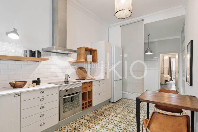 Foto 0d3dfbc0-2a64-462e-861e-a3267e1481c0. Location appartement avec chauffage dans Vila de Gràcia Barcelona