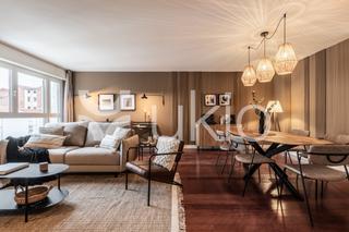 Lloguer Apartament  Calle de hermosilla. Apartamento de 2 dormitorios con gimnasio y pista de padel comun