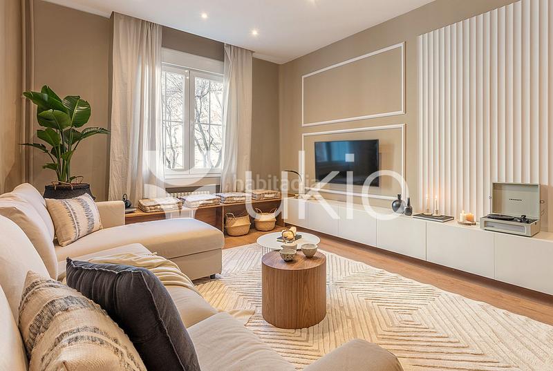 Foto bbd0578a-0182-4a43-8cda-8ac131923971. Alquiler apartamento  de 3 dormitorios en Castellana en Madrid