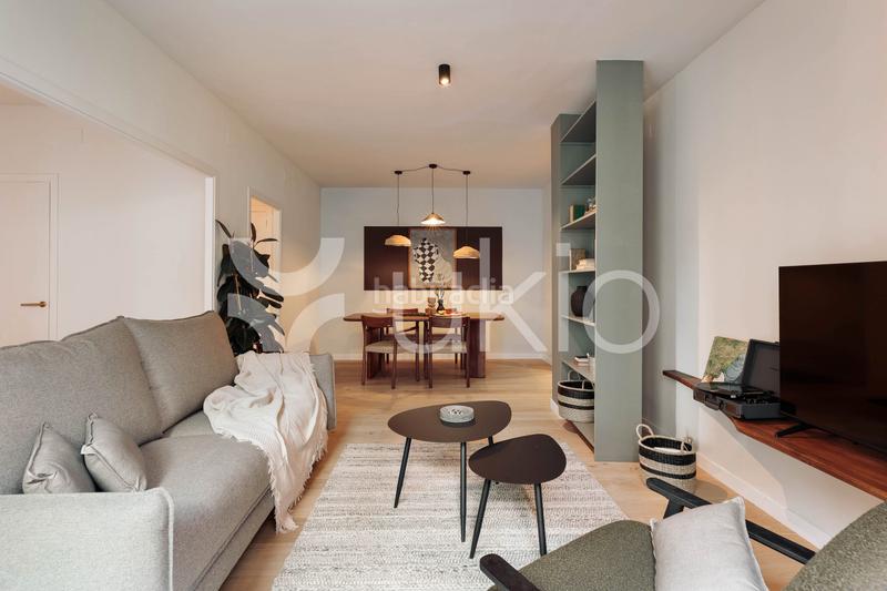 Foto 606fe1e9-0259-4f8b-873a-cefa0b9e0ac6. Alquiler apartamento  de 2 dormitorios con aparcamiento en sant gervasi en Barcelona