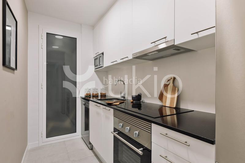 Foto 138f7612-3c42-4005-b5c2-468f4873024a. Lloguer apartament amb calefacció a Barri de les Corts Barcelona