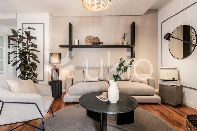 Foto 9fa9cdff-db39-4f66-9304-3830bfd1877d. Alquiler apartamento  de 2 dormitorios con balcón en goya en Madrid