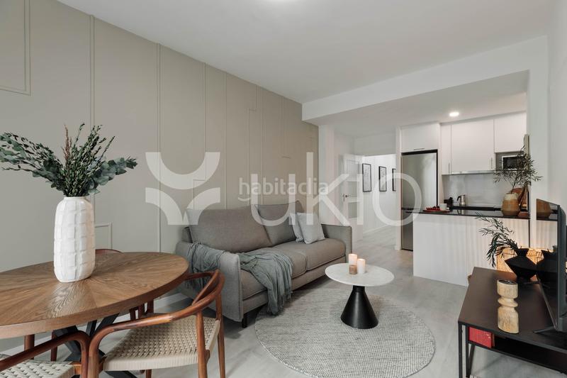 Foto 13491845-36cd-4678-b66c-2e425d18f09a. Lloguer apartament amb calefacció a La Nova Esquerra de l´Eixample Barcelona