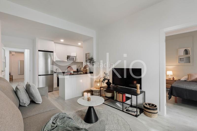 Foto b7ce0680-29ff-40cb-a319-61cceebfa82a. Lloguer apartament amb calefacció a La Nova Esquerra de l´Eixample Barcelona