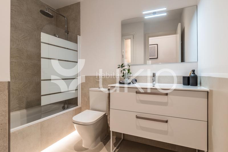 Foto 655d2a5f-fc69-4326-b2e7-1498957d9319. Rent flat with heating in Niño Jesús Madrid