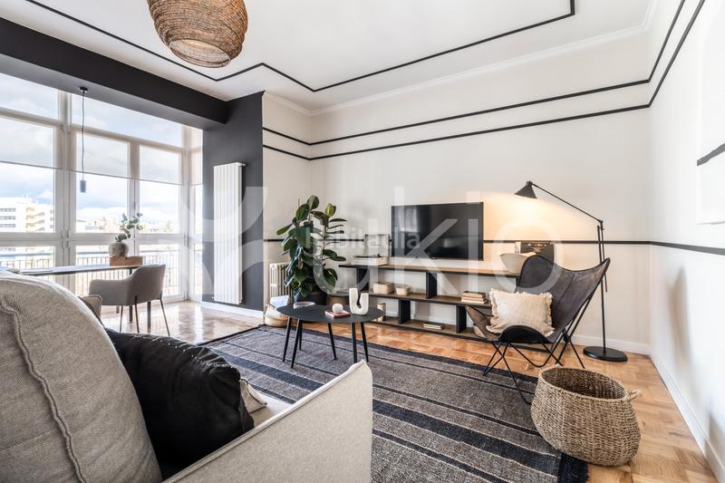 Foto 6d10e95f-2529-4a52-9470-ef9773a860cc. Alquiler piso apartamento de 3 habitaciones en chamartín en Madrid
