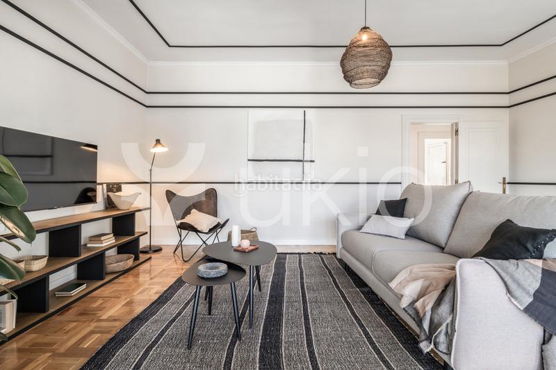 Foto ee987e42-0376-4224-89c6-92536615bc0e. Alquiler piso apartamento de 3 habitaciones en chamartín en Madrid