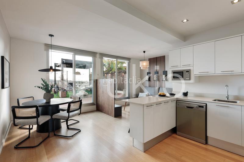 Foto 19052174-1a1d-4217-88fb-c3fddac46c66. Lloguer apartament amb calefacció a L´Antiga Esquerra de l´Eixample Barcelona