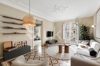 Location Appartement  Carrer de casp. Apartamento de 3 habitaciones con oficina y balcón en eixample d