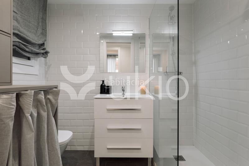 Foto 02af692b-1ec3-4c62-9815-b6683c5170eb. Alquiler piso apartamento de 2 habitaciones en sant gervasy en Barcelona