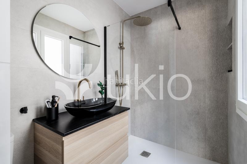 Foto ae9c7dc7-43a0-4fda-b8e0-9b1ae76cfa4c. Alquiler apartamento  de 1 habitacion con piscina en chamberí en Madrid