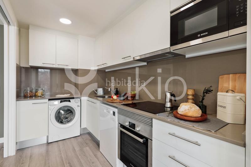 Foto ee376ea3-fe51-4fa4-9626-33f742b089d2. Miete appartement mit heizung pool in Barri de les Corts Barcelona