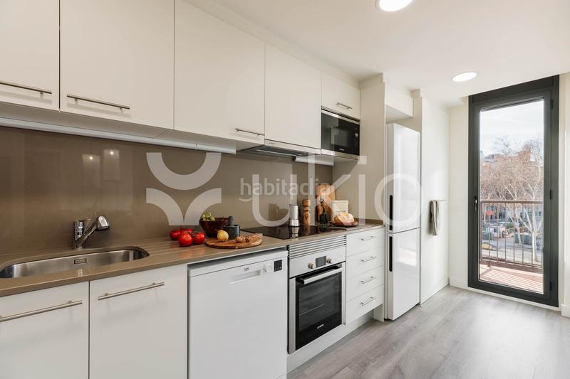 Foto 00d16d8c-4ae0-474c-bda5-d16f48d285a6. Rent apartment with heating pool in Barri de les Corts Barcelona