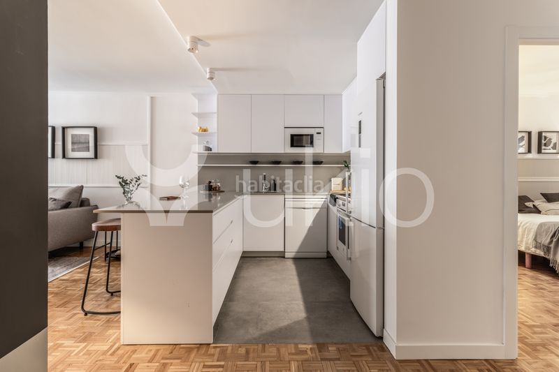 Foto 78ed98ef-c42c-45bc-9de8-7411b00deffc. Alquiler apartamento  de 2 habitaciones con piscina en chamberí en Madrid