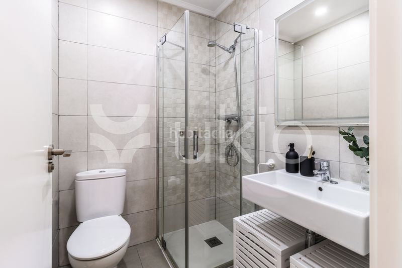 Foto 9c56f301-2487-4f5c-95bc-b29c97a19c6c. Alquiler apartamento  de 2 habitaciones con piscina en chamberí en Madrid