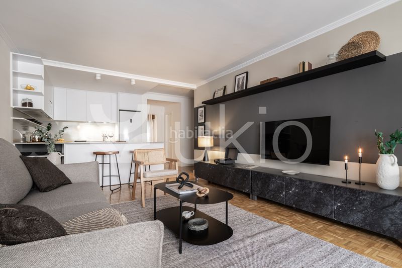 Foto 9fd73a69-b805-4839-84e4-0dac52cd68fa. Alquiler apartamento  de 2 habitaciones con piscina en chamberí en Madrid