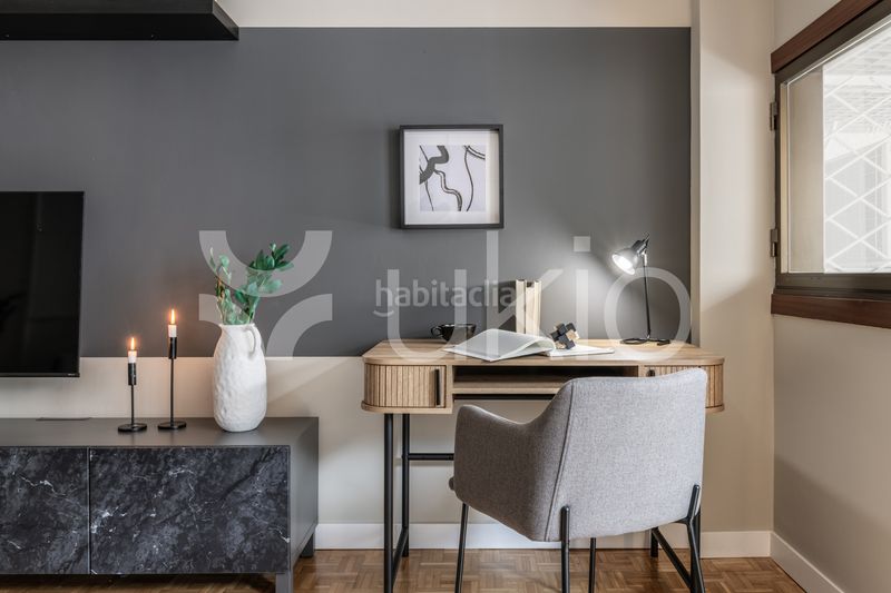Foto e3b52555-f86c-4713-b6ee-c3cade8aa617. Alquiler apartamento  de 2 habitaciones con piscina en chamberí en Madrid